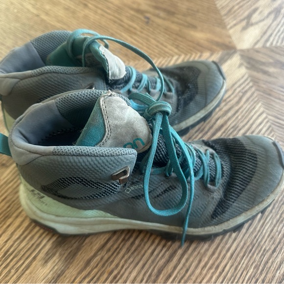 Salomon Shoes - Salomon Outline Mid GTX hiking boot